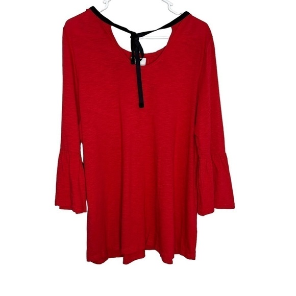 NEW Directions Curvy Size 12 Red Black Embroidered Top W/Bell Sleeve - Picture 2 of 10